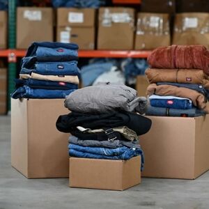 8 pairs of mixed Jeans, Trousers, cargo, capris , corduroy pants differe…